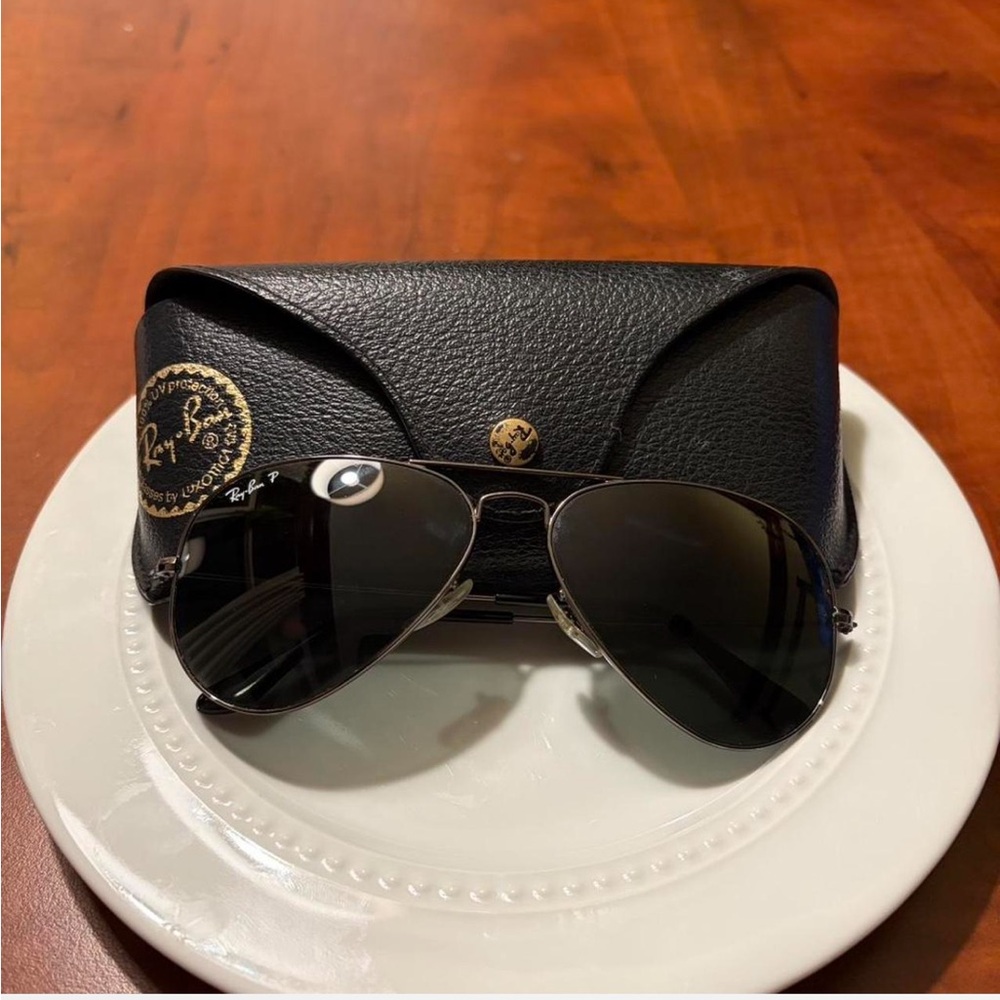 [SOLD] Polarized Ray-Ban Aviator Sunglasses